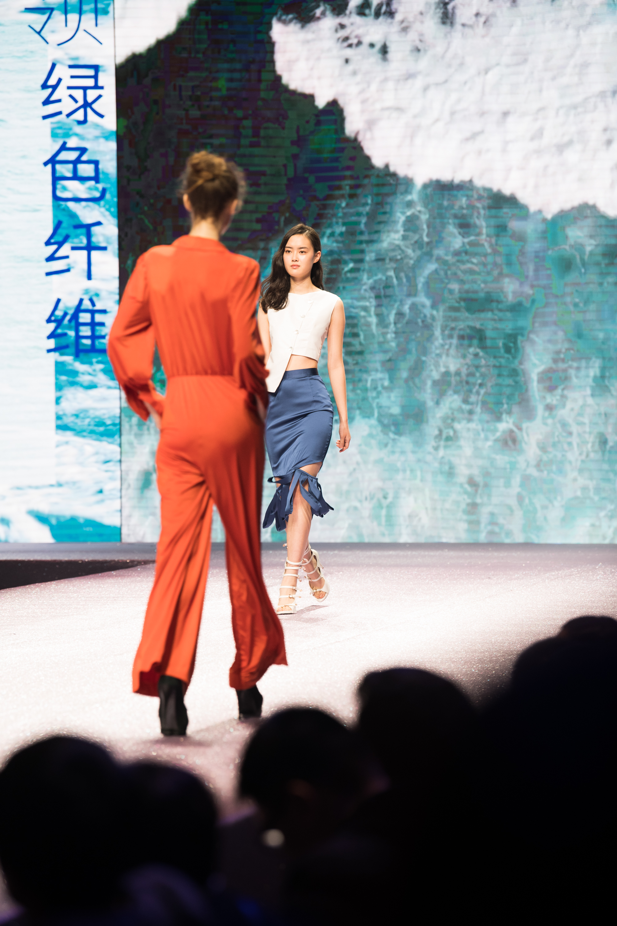 YES18_Fashion Show 3